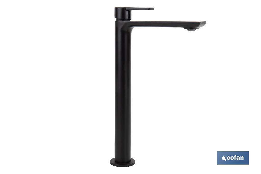 GRIFO ALTO MONOMANDO PARA LAVABO NEGRO MATE MODELO KERCH  25mm